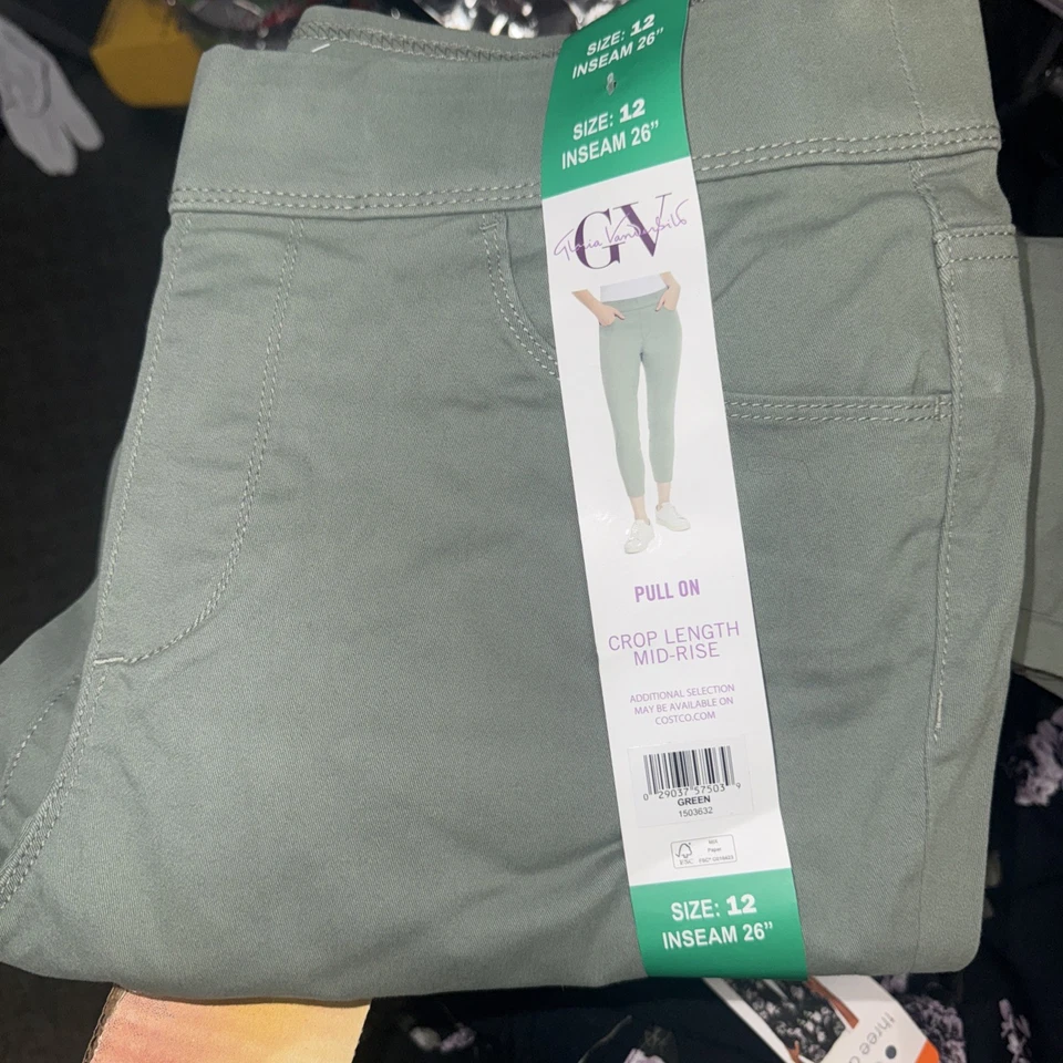 Pantalones de mezclilla para mujer Gloria Vanderbilt talla 12 verdes longitud corta tiro medio Foto 1 de 1