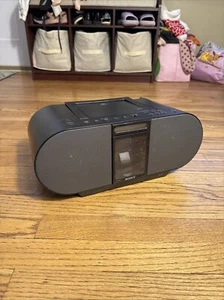 Sony ZS-S4iP Boombox CD-Audio In-Radio-IPod Dock - No Remote/Working! - Picture 1 of 12