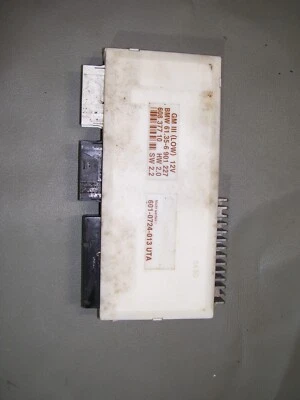 BMW 528i 2000 - Unidad de módulo de control de carrocería general GMIII (bajo) OEM 61356901227 Foto 1 de 4