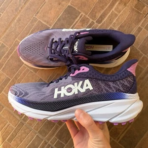 Hoka One One Challenger ATR 7 Damen Größe US 9 B UK 7,5 MNSK 1134498 Laufen T... - Bild 1 von 9