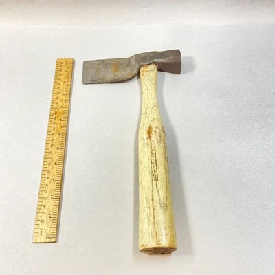 True Temper Lath Hammer Genuine Underhill Wood Handle #60 USA - Image 1 of 4