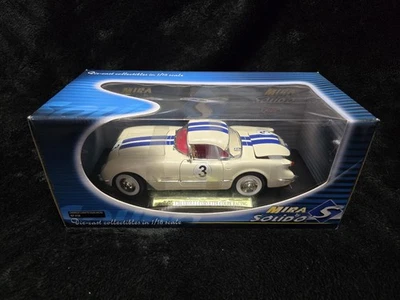 ¡SIN RESERVA!  Corvette Mira by Solido 081363 1:18 1953 cupé carreras #3 blanco Foto 1 de 4
