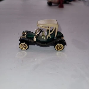 Green Ford Model T - 1:64 Scale Car - High Speed - #HF 9085) - Picture 1 of 5