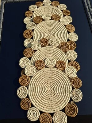  Lot de 6 sets de table ronds en raphia fait main – Artisanat de Madagascar  - Photo 1/4