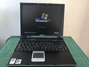 Toshiba Portage R100, ultrabook vintage, estado de funcionamiento, teclado hebreo - Imagen 1 de 9