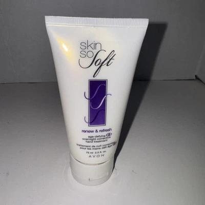 Renovar y refrescar•Tratamiento correctivo de manos nocturno antiedad 2,5 OZ Foto 1 de 2