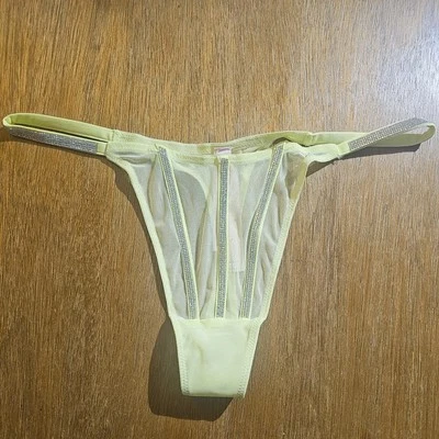 Nuevo con etiquetas Tanga Victoria's Secret Amarillo Medio Muy Sexy Transparente Alto Estrás Foto 1 de 4