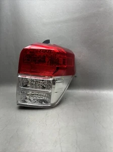 2010-2013 Toyota 4Runner Tail Lamp Right PASSENGER Side 35-128 RH - Bild 1 von 15