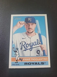 2025 Topps Heritage numero alto 440 Vinnie Pasquantino - Foto 1 di 2