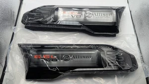 PAR 6.6L V8 Negro Guardabarros Emblema PARA GMC CONDUCTOR PASAJERO SIN USAR - Imagen 1 de 13