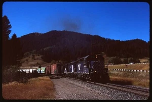 Original Rail Slide - MRL Montana Rail Link 406+ no location 10-2009 - Provia - Picture 1 of 1