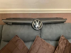 volkswagon golf mk8 front r line grill complete - Picture 1 of 4