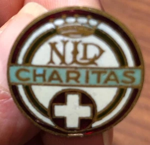 Spilla Distintivo C.R.I. Croce Rossa Italiana Charitas lorioli milano e.079 bis - Picture 1 of 2