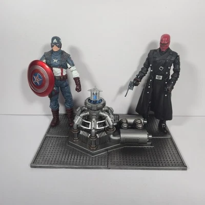 Marvel Select 2011 First Avenger CAPTAIN AMERICA & RED SKULL w/ BASE 7” Figures - Imagem 1 de 4