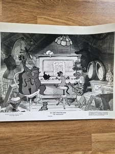 Promotional still from Walt Disney's 1970 animated film, The Aristocats - Picture 1 of 4