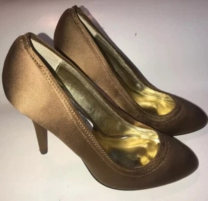 MARTINEZ VALERO VALLI 163 327 BRONZE $89 SZ 7.5 BRIDAL KITTEN HEEL SHOES - Picture 1 of 10