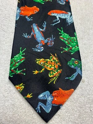 CORBATA ADICTION PARA HOMBRE NEGRA CON RANAS DE DARDO DE VENENO 4 X 58 Foto 1 de 4
