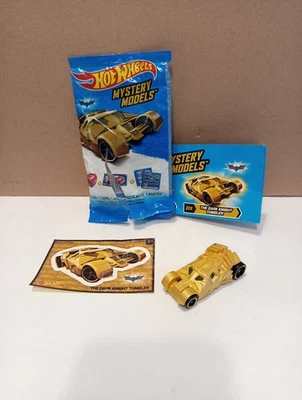 The Dark Night Tumbler Hot Wheels Batman Gold Mystery Models - Immagine 1 di 4
