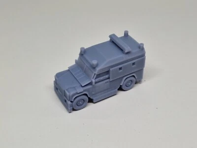 BEHNKE Land Rover Defender Irlanda del Norte Belfast escala H0 1:87