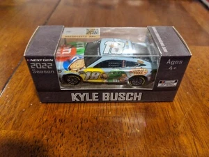 KYLE BUSCH 2022 BRISTOL WIN M&M'S CRUNCHY COOKIE RACED 1/64 ACTION DIECAST - Picture 1 of 4