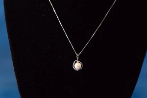 14 Karat Weißgold, 9 mm Perlenanhänger Halskette 17 Zoll schön! - Bild 1 von 2