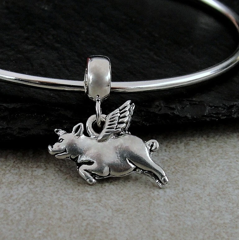 Berloque pendente de porco voador prata - Berloque europeu de porco com asas - Berloque de porco - Imagem 1 de 1