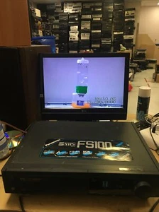 Panasonic NV-FS100 High End S VHS Videokassettenrekorder - Bild 1 von 13