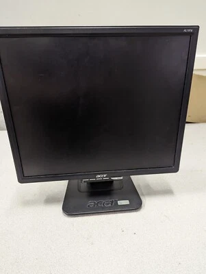Acer AL1916 A  19" LCD Monitor with stand - Image 1 of 4