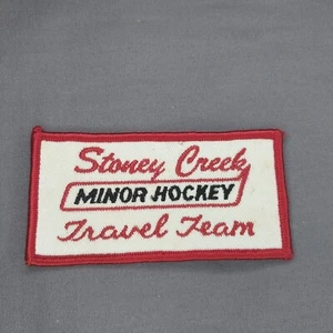 Parche Stoney Creek Equipo de Viaje de Liga Menor de Hockey Rojo Blanco 4"x2" - Imagen 1 de 2