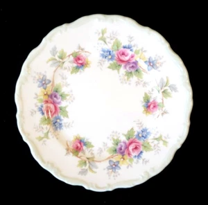 Beautiful Royal Albert Colleen Bread Plate - Picture 1 of 2