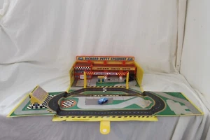 Vintage Micro Machines Richard Petty Speedway Playset Free Shipping Incomplete - Picture 1 of 8