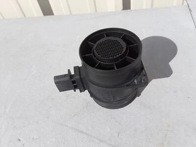 2014-2018 MERCEDES-BENZ SPRINTER 2500 AIR CLEANER FILTER MASS FLOW METER OEM - Image 1 of 4