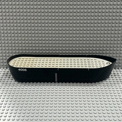 Lego Floating Boat Hull (Tug Boat) 4005 : Bow x145 + (2x) Stern x146 + Hull x147 - Image 1 of 4