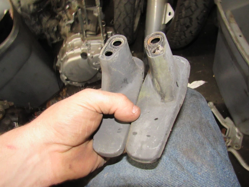 Kawasaki ZX750 F 1988 ninja soportes intermitente trasero Foto 1 de 1