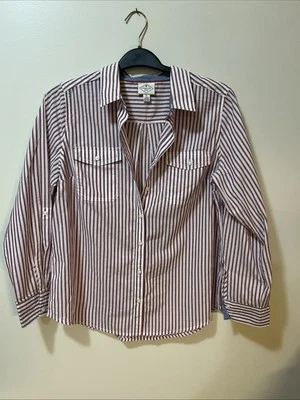 Camisa feminina St John Bay listrada vermelha/azul com botões manga longa - Imagem 1 de 4