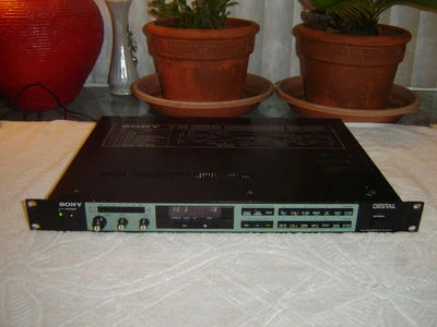 Sony MU-R201, Reverberador Digital 2 Canales, Reverb, Rack Vintage, Alimentación 100V Foto 1 de 4