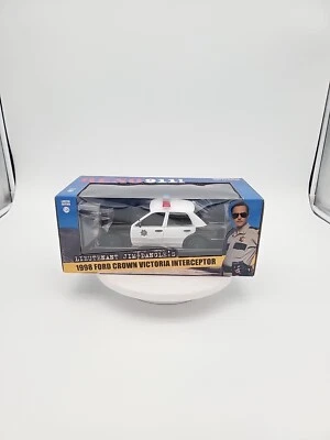 Greenlight Reno 911 Dangle’s 1998 Ford Crown Victoria 1:24 Limited Edition NIB - Image 1 of 4