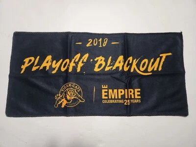 HAMILTON TIGER-CATS - 2018 PLAYOFF BLACK OUT - TOALHA PROMOCIONAL TIM HORTONS FIELD - Imagem 1 de 4