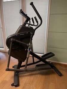 Crosstrainer EX70 cardiostrong Sport-Tiedje GmbH - Bild 1 von 16
