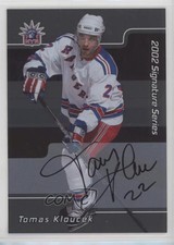 2001-02 ITG Be A Player Signature Series Auto Tomas Kloucek #100 Auto