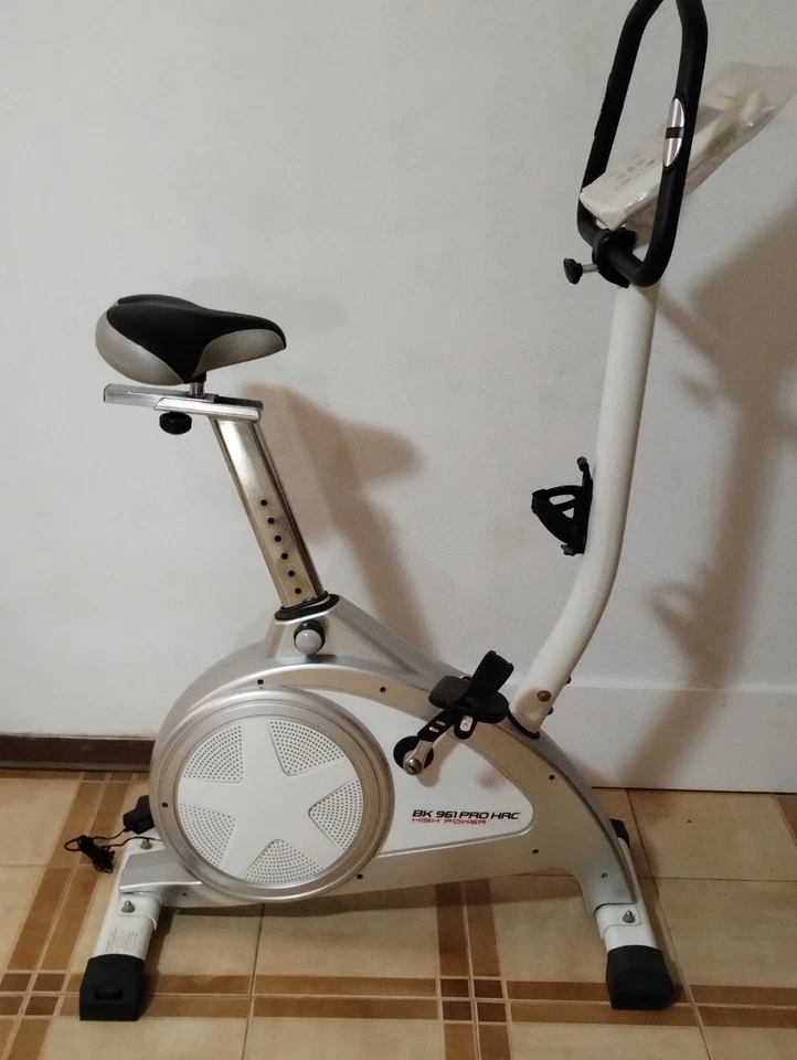 CYCLETTE HIGH POWER BK 961 USATA (RITIRO A DOMICILIO) COMPLETAMENTE MONTATA - Immagine 1 di 4