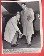 1947  YANKS  JOE DiMAGGIO  +  BUCKY HARRIS  GLOSSY  WIRE  PHOTO    7.5 X 9.75   