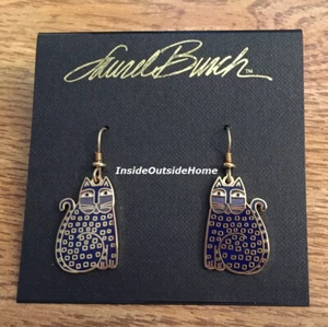 Laurel Burch Indigo Katzen Kätzchen Haken Ohrringe blau Cloisonne mit Goldton ZURÜCKGENOMMEN - Bild 1 von 3