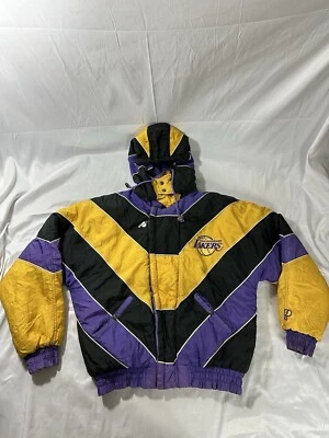De colección L.A. LAKERS PRO PLAYER Por Daniel Young Grande Con Capucha Puffer Años 90 Y2K Foto 1 de 4