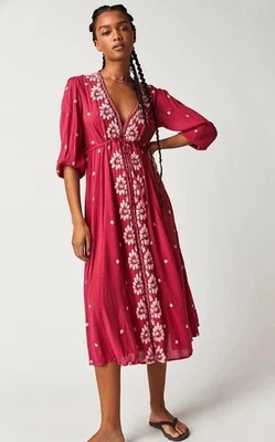 Vestido midi Free People bordado fable - Combo enrollado rosa talla XL cuello en V Foto 1 de 4