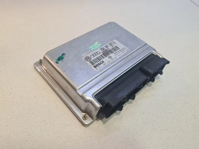 💥💥ORIGINAL Volkswagen 1997 Audi A4 1.8 Engine Control Module Unit 8D0907557S Foto 1 de 4