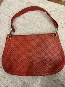 Borsa a mano BOTTEGA VENETA in pelle rossa stile vintage con piccoli segni di usura - Foto 1 di 8