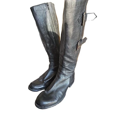 Botas de montar altas Clarks Mullin Spice de cuero negras con hebilla lateral para mujer talla 7M Foto 1 de 4