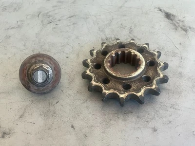 04-16 HONDA CBR1000RR OEM PIÑÓN DELANTERO 047 Foto 1 de 4