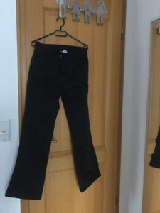 Damenhose schwarz Gr 38 gebraucht - Bild 1 von 7